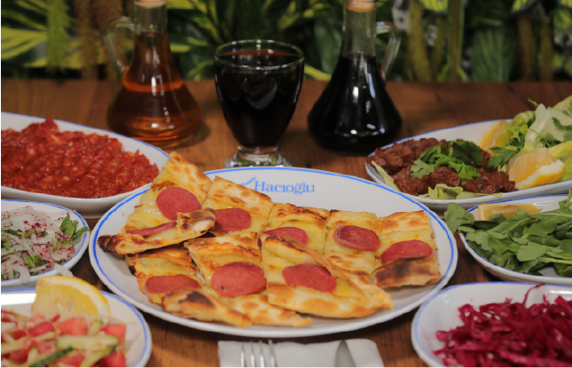 SUCUKLU KAŞARLI PİDE